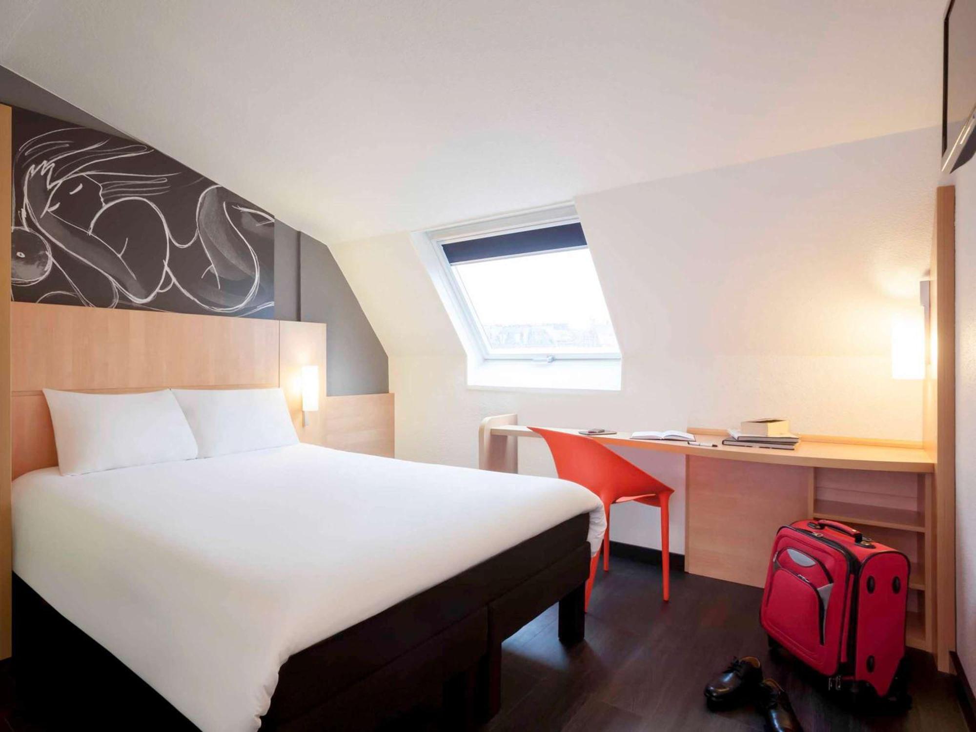 ไอบิส ปารีส แมน มงปาร์นาส 14 Hotel ภายนอก รูปภาพ