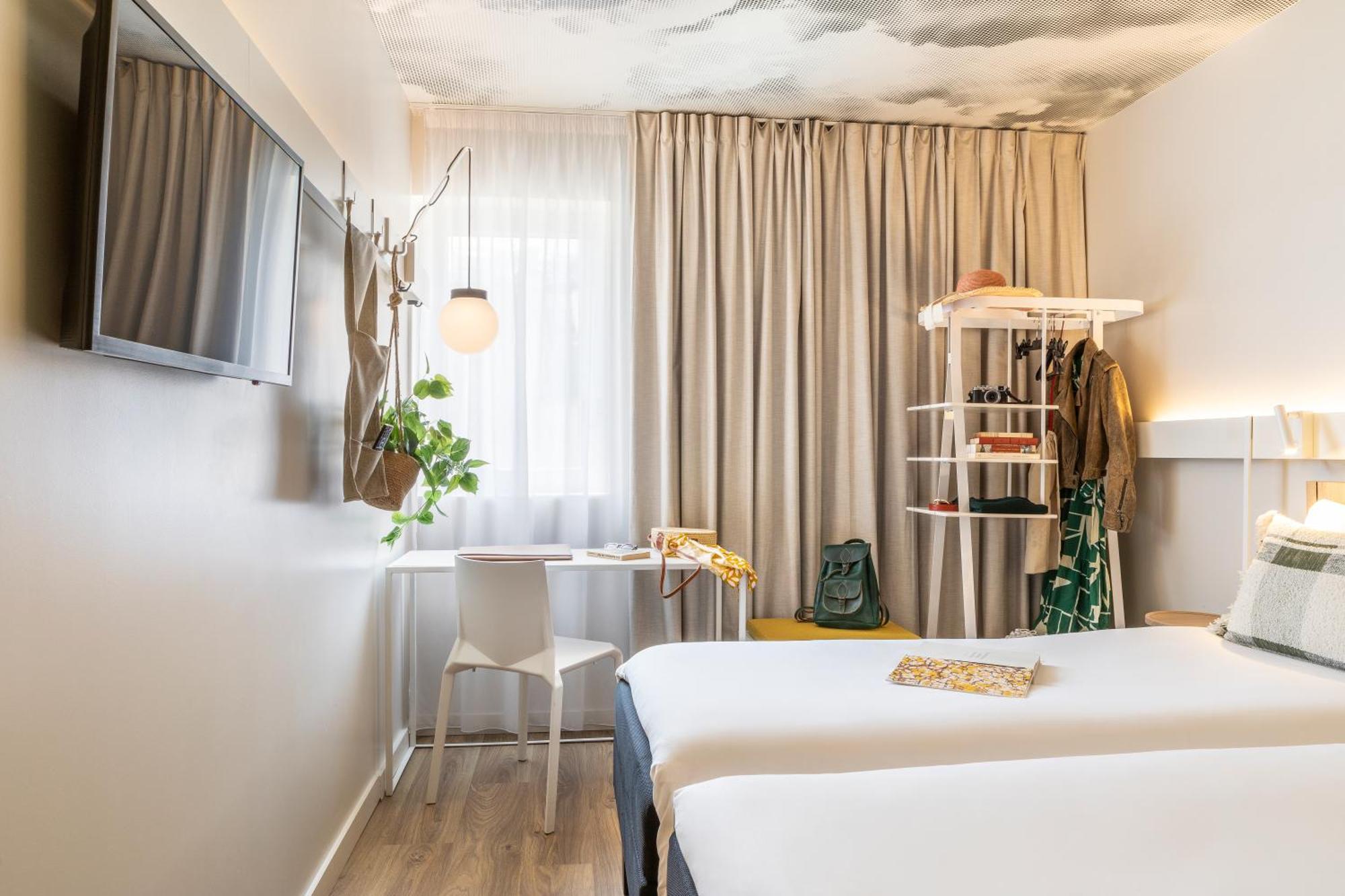 ไอบิส ปารีส แมน มงปาร์นาส 14 Hotel ภายนอก รูปภาพ